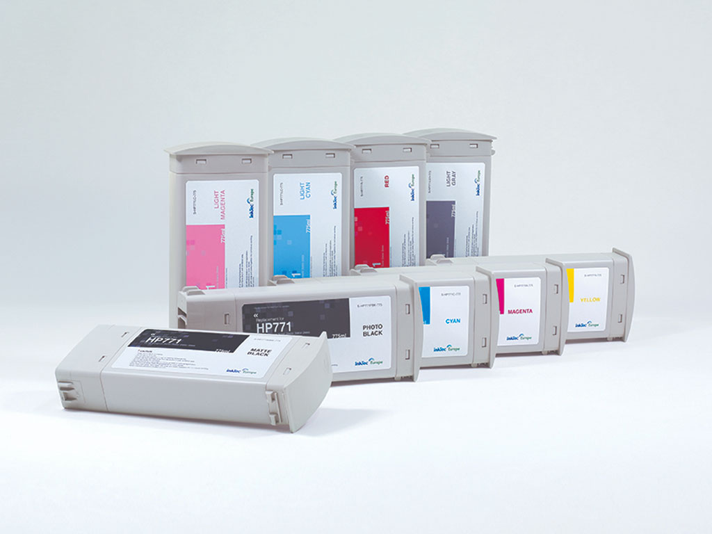 Expanding our range of aqueous inks, we now offer a range of inks for HP Designjet Z6200 printers.